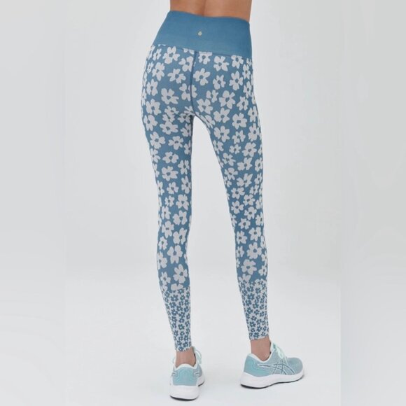 Spiritual Gangster Love Sculpt Jacquard Legging in Blue Daisy Print XS/S - Picture 2 of 9